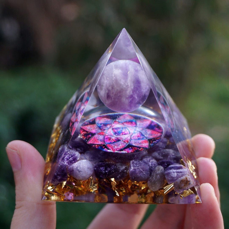 Tiger Eye Orgonite Pyramid Healing