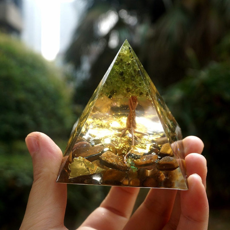 Tiger Eye Orgonite Pyramid Healing